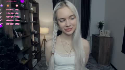 Snapshot of freya_ice_baby chatting on 1, 2, 2026 Freya online show from 1, 2, 2026