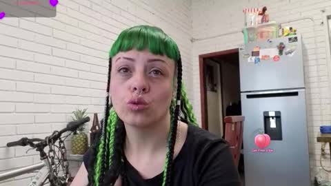 Snapshot of freyaa_sorceress chatting on 14, 9, 2025 freyaa_sorceress online show from 14, 9, 2025