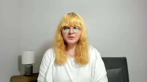 Snapshot of freyahotty chatting on 22, 9, 2025 Freya online show from 22, 9, 2025