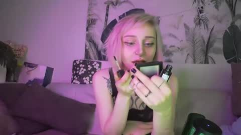 Freyakatty online show from 20, 7, 2026