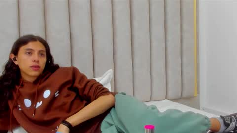 FREYA online show from 2, 12, 2025