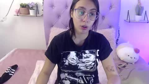 Snapshot of freyja_01 chatting on 10, 3, 2025 Freyja online show from 10, 3, 2025