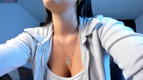 Freyja Sweet online show from 11, 9, 2025