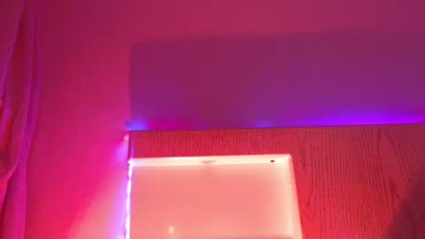 Snapshot of freyjashine_x chatting on 13, 12, 2024 FREYJA LOREN online show from 13, 12, 2024