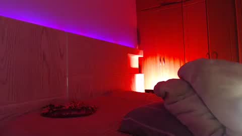 Snapshot of freyjashine_x chatting on 26, 1, 2025 FREYJA LOREN online show from 26, 1, 2025
