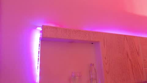 Snapshot of freyjashine_x chatting on 30, 1, 2025 FREYJA LOREN online show from 30, 1, 2025