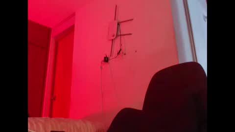 Snapshot of freyjashine_x chatting on 23, 2, 2025 FREYJA LOREN online show from 23, 2, 2025