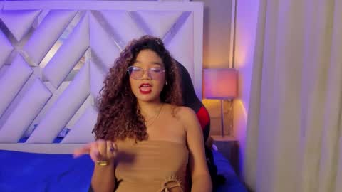 Frezzita online show from 26, 11, 2025