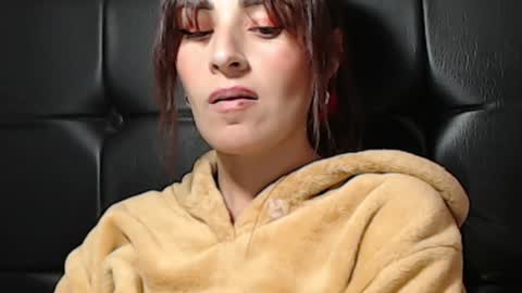 Snapshot of frida__x chatting on 28, 1, 2025 Frida online show from 28, 1, 2025