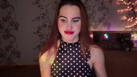 Snapshot of fridacure chatting on 5, 12, 2025 Frida online show from 5, 12, 2025