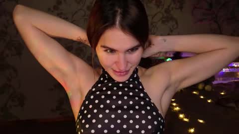 Snapshot of fridacure chatting on 14, 12, 2025 Frida online show from 14, 12, 2025