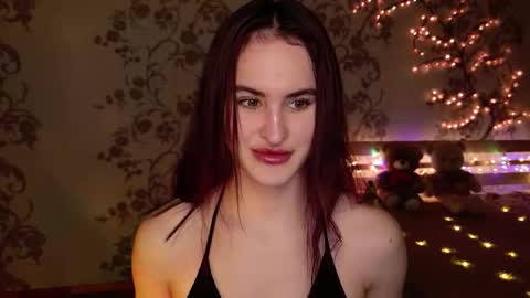 Snapshot of fridacure chatting on 19, 12, 2025 Frida online show from 19, 12, 2025