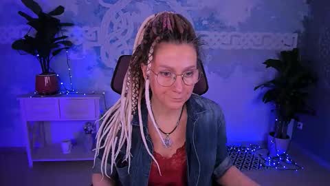 Frida Tander online show from 8, 3, 2026