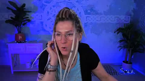 Frida Tander online show from 6, 4, 2026