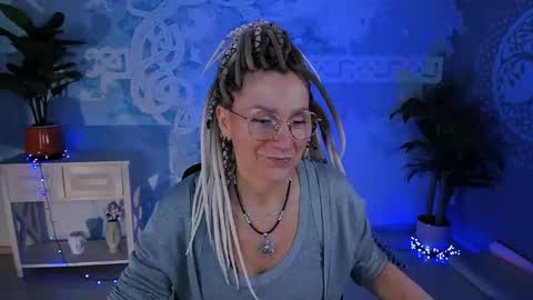Snapshot of fridatander chatting on 20, 4, 2026 Frida Tander online show from 20, 4, 2026