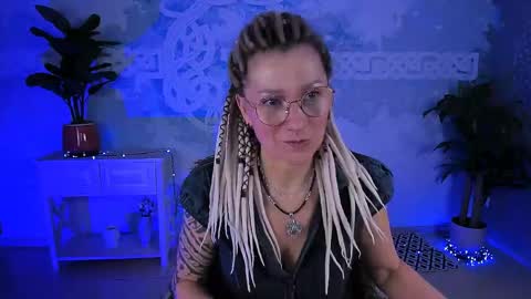 Snapshot of fridatander chatting on 25, 4, 2026 Frida Tander online show from 25, 4, 2026