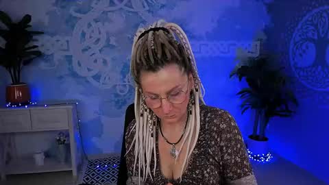 Snapshot of fridatander chatting on 7, 5, 2026 Frida Tander online show from 7, 5, 2026