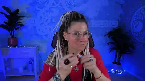Snapshot of fridatander chatting on 12, 5, 2026 Frida Tander online show from 12, 5, 2026
