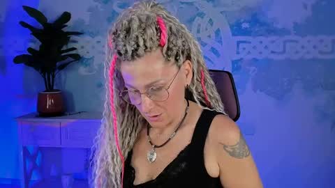 Snapshot of fridatander chatting on 23, 5, 2026 Frida Tander online show from 23, 5, 2026