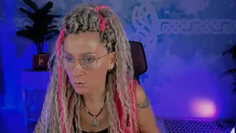 Snapshot of fridatander chatting on 24, 5, 2026 Frida Tander online show from 24, 5, 2026