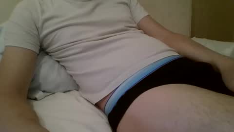 friendly_frank_18 online show from 12, 4, 2026