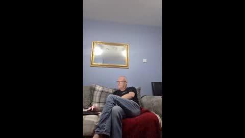 Snapshot of friendlydave528793 chatting on 21, 12, 2025 friendlydave528793 online show from 21, 12, 2025