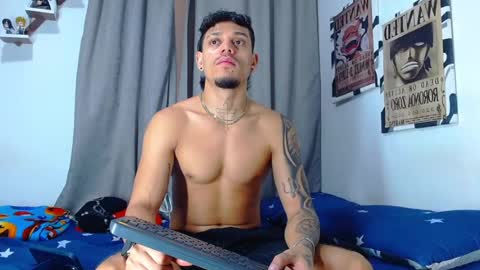 Adam y pitter online show from 10, 7, 2026
