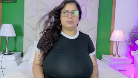 Lucy online show from 23, 4, 2026