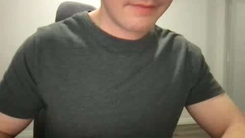 Snapshot of fromthebottomlick chatting on 5, 3, 2025 fromthebottom online show from 5, 3, 2025