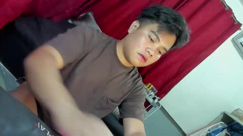 Snapshot of frostbite_69 chatting on 12, 9, 2025 GABBY online show from 12, 9, 2025