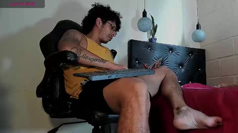 Snapshot of fuck_hardlove chatting on 22, 10, 2025 Ricardodominic 1 MODELO INDEPENDIENTE online show from 22, 10, 2025