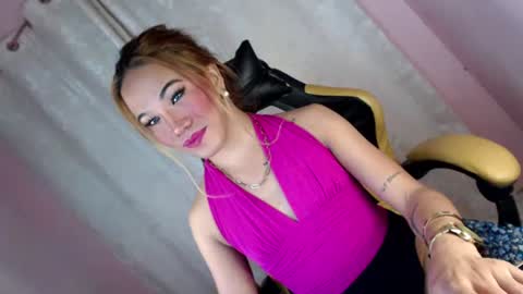Snapshot of fuckerjenny8 chatting on 6, 12, 2024 sweetyJENNY online show from 6, 12, 2024