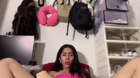 Snapshot of fuckgirl4you chatting on 17, 2, 2025 khalifa online show from 17, 2, 2025