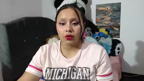 Mia and Gary  online show from 16, 12, 2024