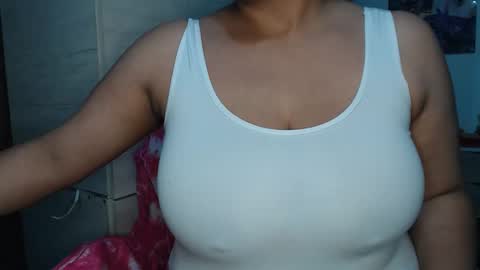 Mia and Gary  online show from 7, 10, 2025