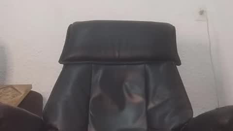 Snapshot of fuckingmulletdaddy chatting on 17, 10, 2025 Phill online show from 17, 10, 2025