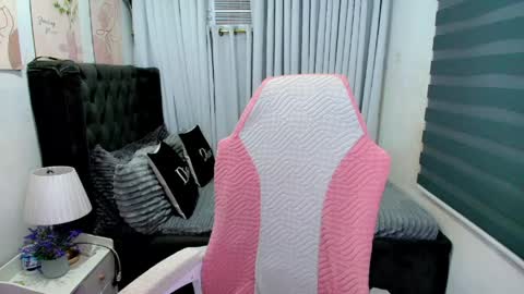 JAYDE MARRIE online show from 11, 5, 2026