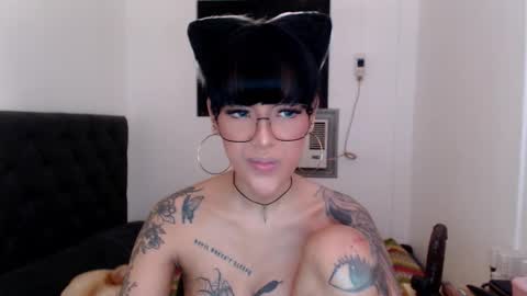 Snapshot of fuckingprincessanna chatting on 23, 12, 2025 Princess Anna online show from 23, 12, 2025