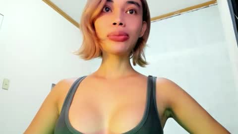 Snapshot of fuckingsexy143 chatting on 13, 5, 2026 fuckingsexy143 online show from 13, 5, 2026