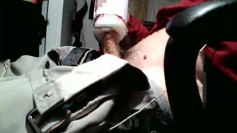 fuckmeallday1975 online show from 17, 5, 2026