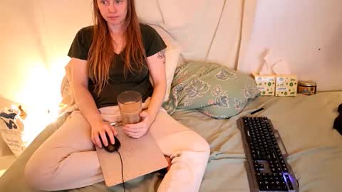 Snapshot of fuckmypussyplz1 chatting on 2, 4, 2026 fuckmypussyplz1 online show from 2, 4, 2026