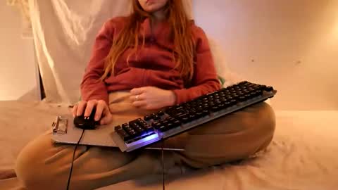 Snapshot of fuckmypussyplz1 chatting on 22, 4, 2026 fuckmypussyplz1 online show from 22, 4, 2026