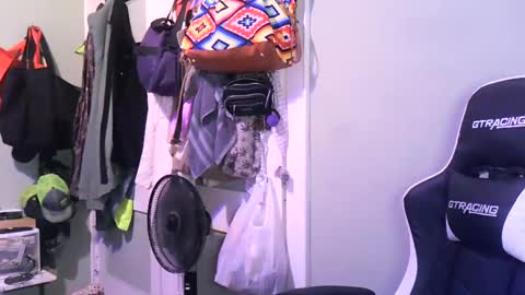 Snapshot of fuckpigjade chatting on 2, 10, 2025 fuckpigjade online show from 2, 10, 2025