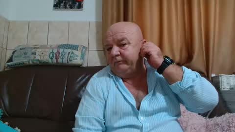 fullballs6 online show from 5, 12, 2024