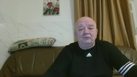 fullballs6 online show from 4, 2, 2026