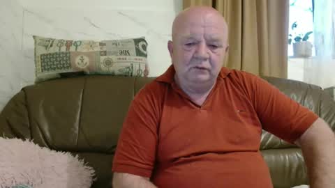 fullballs6 online show from 17, 4, 2026