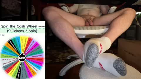 Snapshot of fullofkinks chatting on 12, 4, 2026 Fullofkink online show from 12, 4, 2026