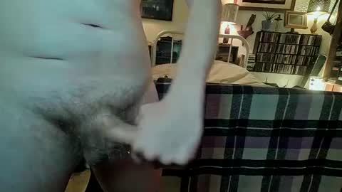 Snapshot of fullsvc chatting on 13, 10, 2025 fullsvc online show from 13, 10, 2025