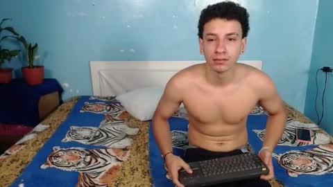 fun_and_horny_ online show from 28, 9, 2025