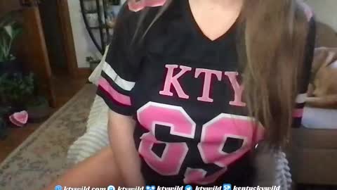 Snapshot of funcamkw chatting on 7, 2, 2026 Thank you for visiting I hope you had fun 3 online show from 7, 2, 2026